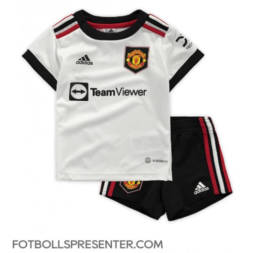 Manchester United Luke Shaw #23 Bortatröja Barn 2022-23 Kortärmad (+ korta byxor)